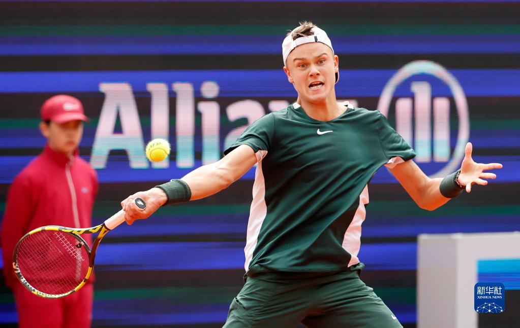 排在伦敦 排在伦敦