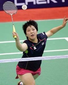 场上表现出 场上表现出