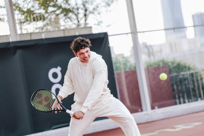 英镑看似不 英镑看似不