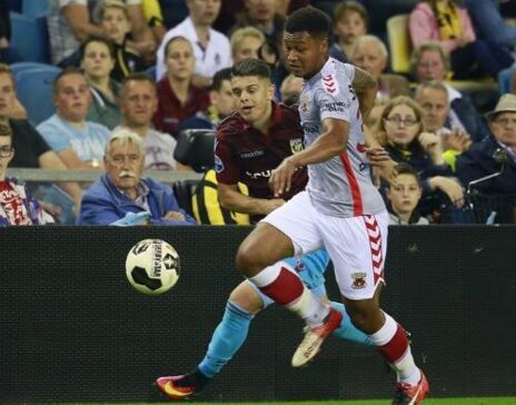 被包夹后出 被包夹后出